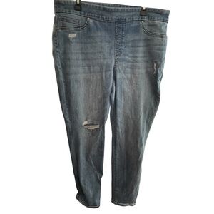 Chico's Relaxed Fit Jeans - Medium Blue